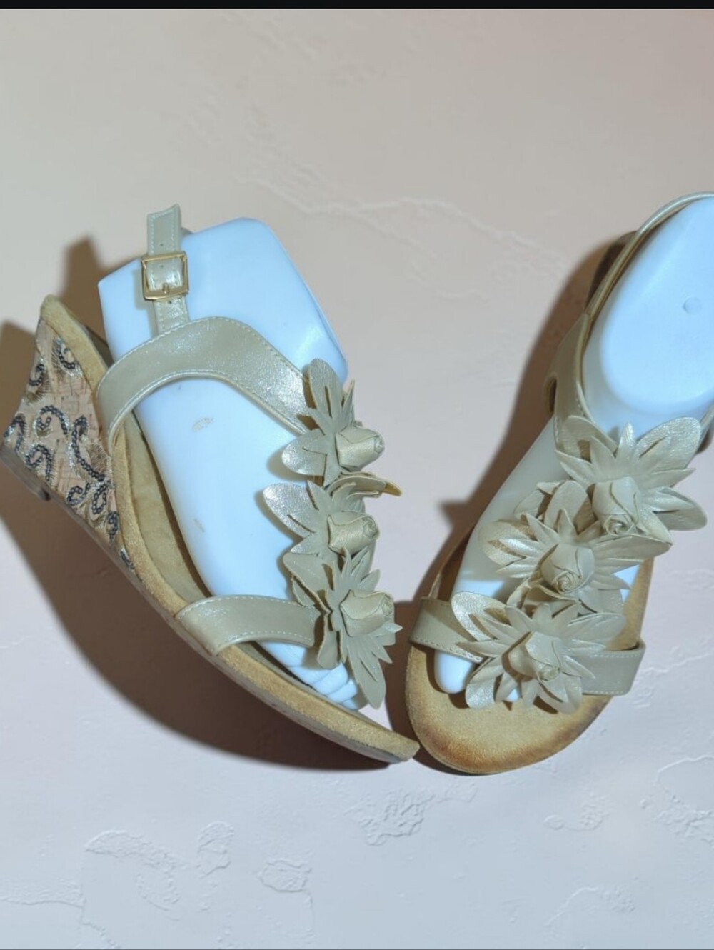 Patricia Spring Step Antique Gold Leather Floral Wedge Sandals Euro Sz 40 US 9